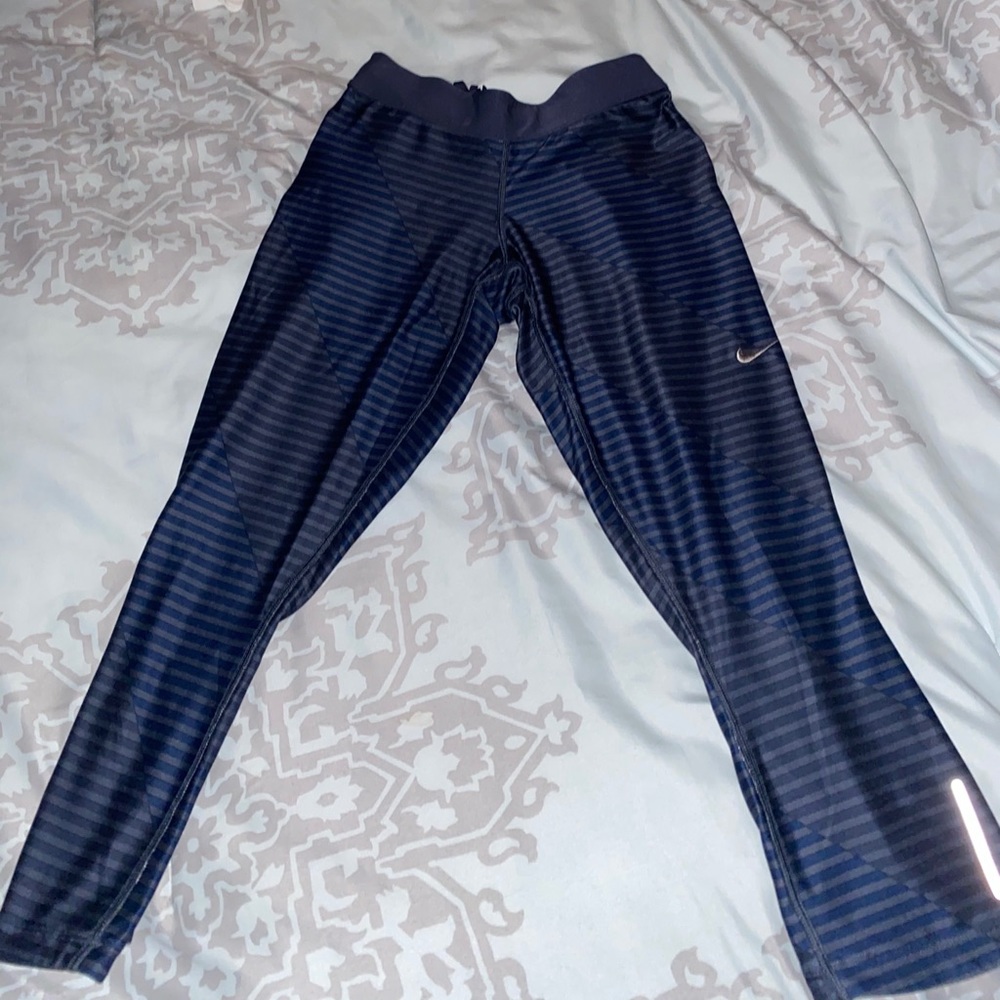 Striped Nike legging kapris